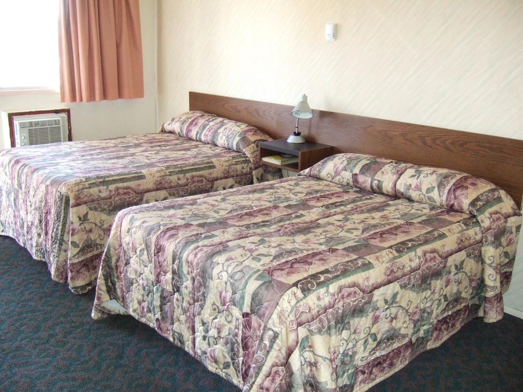 Wild Rose Inn Vegreville Habitación foto