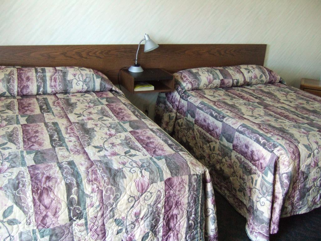 Wild Rose Inn Vegreville Habitación foto