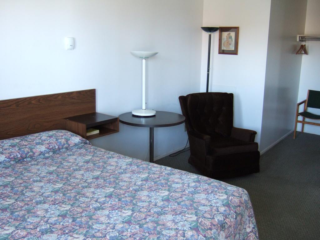 Wild Rose Inn Vegreville Habitación foto
